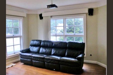 11_photo/94cf051965.fd4e69175d3a2864-ATLAS-d6d0347a-eeae-4ce4-992f-4bbb05ea197b.jpg de casa à venda com 5 quartos, 560m² em Residencial Morada dos Lagos, Barueri