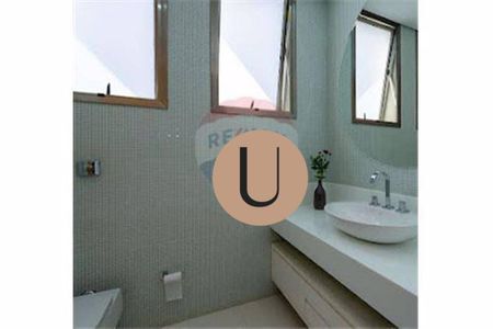 9_photo/94cf05196f.d9f8130b258163b2-ATLAS-6b0a99fa-0ec9-4dfd-a7a7-3864b580e32f.jpg de casa de condomínio à venda com 4 quartos, 480m² em Residencial Morada dos Lagos, Barueri