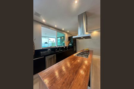 55_photo/94cf05197f.971ea3c29a5052d0-ATLAS-d1d6a606-e73a-4bb3-a9de-b8099b50110b.jpg de casa para alugar com 4 quartos, 680m² em Residencial Morada dos Lagos, Barueri