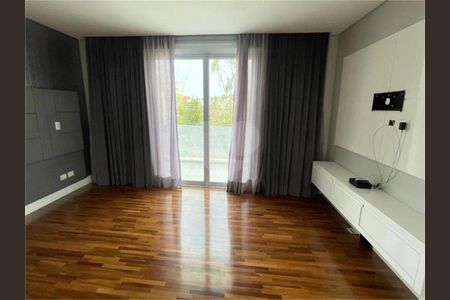 12_photo/94cf051a1b.3961273fd8d435e4-ATLAS-b97cc1a6-edb2-4e0b-bac7-cd1356bc60cf.jpg de casa à venda com 4 quartos, 430m² em Residencial Morada dos Lagos, Barueri