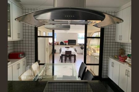 7_photo/94cf051a1d.4e221277b30b404d-ATLAS-8c02ea2c-401d-4089-89be-8f24a1816c22.jpg de casa à venda com 5 quartos, 467m² em Residencial Morada dos Lagos, Barueri