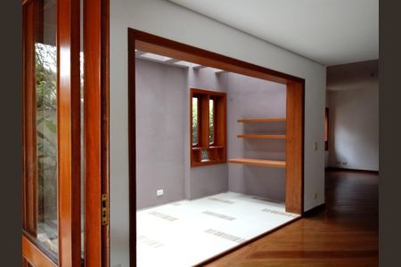 3_photo/94cf051a93.6e53403f950fb4ab-ATLAS-a6b8d90e-2593-4a27-973d-0fdc276c19f8.jpg de casa à venda com 4 quartos, 350m² em Residencial das Estrelas, Barueri