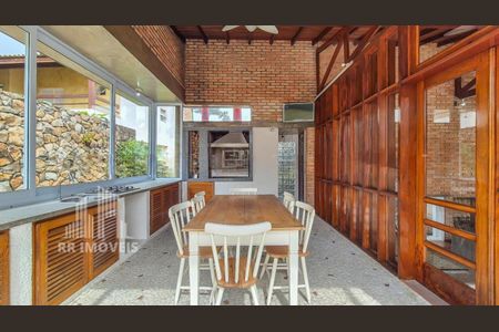 3_photo/94cf051a93.a671cd23213f9475-ATLAS-2dbc6541-7344-4db5-a23b-e1c7f614c492.jpg de casa à venda com 4 quartos, 337m² em Residencial das Estrelas, Barueri