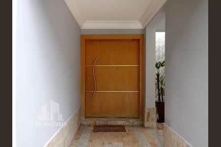 11_photo/94cf051a93.a671cd23213f9475-ATLAS-63ddd967-7700-4417-a01d-e9f2d5d02850.jpg de casa à venda com 3 quartos, 300m² em Residencial das Estrelas, Barueri