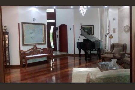 7_photo/94cf051b17.ceff8192393c33de-ATLAS-2f9789f3-6d2c-4d7f-8635-97b9eea2f67c.jpg de casa de condomínio à venda com 4 quartos, 480m² em Residencial Morada dos Lagos, Barueri