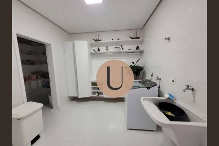 32_photo/94cf053d59.64ea64deb690cf28-ATLAS-c4fa18df-5124-42fb-9829-6055434d37e7.jpg de casa à venda com 4 quartos, 450m² em Residencial Morada dos Lagos, Barueri