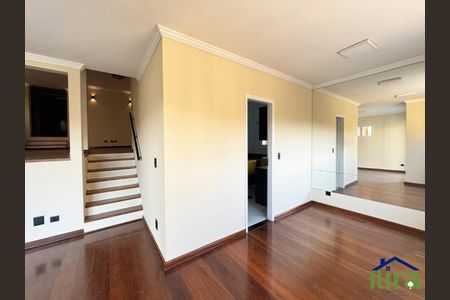 10_photo/94cf054017.3a9dc93bc25fc63d-ATLAS-53eea4a6-59e2-4c4e-ae33-0c0e13cf2b33.jpg de casa para alugar com 4 quartos, 312m² em Morada das Flores (Aldeia da Serra), Santana de Parnaíba