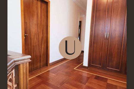 6_photo/94cf0565e3.87d102c70d9b9577-ATLAS-0ccd5518-e742-47e6-a7cc-b072474c8b8a.jpg de casa à venda com 4 quartos, 435m² em Morada dos Pinheiros (Aldeia da Serra), Santana de Parnaíba