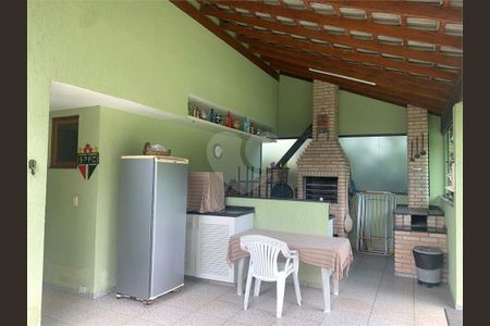 4_photo/94cf0567ed.715174061ea0ebb0-ATLAS-d2fc17f0-4cab-46ce-8f54-e2fab4a05955.jpg de casa de condomínio à venda com 3 quartos, 334m² em Morada dos Pinheiros (Aldeia da Serra), Santana de Parnaíba