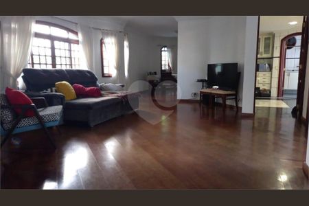 5_photo/94cf0568bf.04a823dc9d4d949a-ATLAS-438f8c2f-5e6d-4471-b25d-6e835f4f72a2.jpg de casa à venda com 2 quartos, 352m² em Aldeia da Serra, Santana de Parnaíba