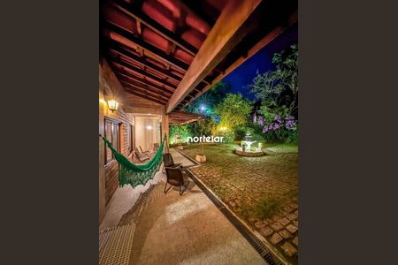 5_photo/94cf0568cd.9034fee1f2a82cec-ATLAS-2d71c8ab-54e5-4f55-b3b8-66eac48113dd.jpg de casa à venda com 3 quartos, 342m² em Morada dos Pinheiros (Aldeia da Serra), Santana de Parnaíba