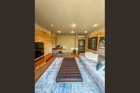 10_photo/94cf0568cd.9034fee1f2a82cec-ATLAS-5e6a84cd-3b85-4d9f-940c-4a7cd49040cb.jpg de casa à venda com 3 quartos, 342m² em Morada dos Pinheiros (Aldeia da Serra), Santana de Parnaíba