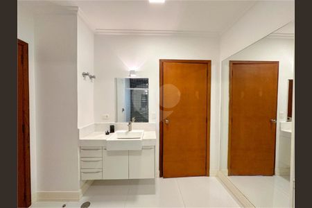 29_photo/94cf056951.61df383ebc62b81a-ATLAS-3e4d9b84-0cfa-4e0a-b70a-53f6a1ce68d8.jpg de casa à venda com 4 quartos, 300m² em Aldeia da Serra, Santana de Parnaíba