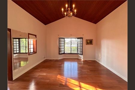 22_photo/94cf056951.61df383ebc62b81a-ATLAS-ea3c06f3-e83f-477b-933a-6f987ac667eb.jpg de casa à venda com 4 quartos, 300m² em Aldeia da Serra, Santana de Parnaíba