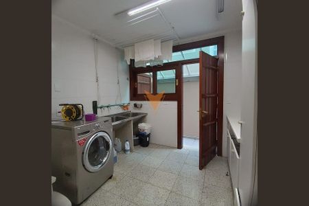 79_photo/94cf056a3b.1cbc3939b3da70f1-ATLAS-ba7ecf3c-3e91-475e-87c4-af6867594110.jpg de casa para alugar com 5 quartos, 575m² em Aldeia da Serra, Santana de Parnaíba