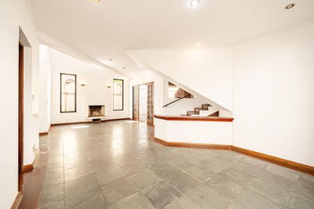 12_photo/94cf056b2d.93b8fa184532727f-ATLAS-37c42297-80e2-4a0b-9766-e2e71c23adc4.jpg de casa para alugar com 4 quartos, 320m² em Morada das Flores (Aldeia da Serra), Santana de Parnaíba