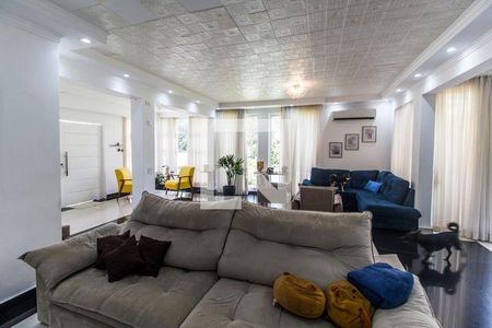 2_photo/94cf056b9b.1ee954665fa22826-ATLAS-dd78d76f-c79f-4671-b41d-350fa10f043c.jpg de casa à venda com 3 quartos, 300m² em Morada das Flores (Aldeia da Serra), Santana de Parnaíba