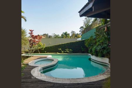 15_photo/94cf056c3f.ce916756658d86d0-ATLAS-0ea4fdb8-1232-4ce2-af8f-7e4fe1a77cb3.jpg de casa para alugar com 3 quartos, 550m² em Aldeia da Serra, Barueri