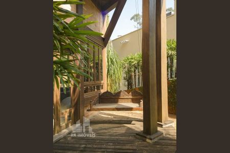 11_photo/94cf056c3f.ce916756658d86d0-ATLAS-3906aee4-e233-4f1b-abfb-1add7394f50f.jpg de casa para alugar com 3 quartos, 550m² em Aldeia da Serra, Barueri