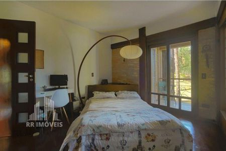 41_photo/94cf056c3f.ce916756658d86d0-ATLAS-ec99b1ab-95d0-491b-8d2d-2b9d5fec12cc.jpg de casa para alugar com 3 quartos, 550m² em Aldeia da Serra, Barueri