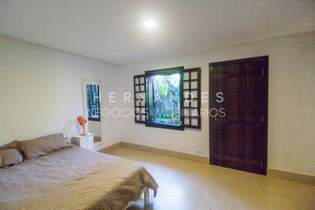 10_photo/94cf056c3f.df7ce31a5798d4ae-ATLAS-79cf17bb-0b3f-4d7f-976c-3249f235a17f.jpg de casa à venda com 5 quartos, 390m² em Aldeia da Serra, Barueri