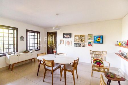 3_photo/94cf056c3f.df7ce31a5798d4ae-ATLAS-9e1b6aed-88dc-4361-954b-b44e04bd0f16.jpg de casa à venda com 5 quartos, 390m² em Aldeia da Serra, Barueri