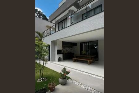 9_photo/94cf056c91.ce916756658d86d0-ATLAS-e84c91c1-cb76-42af-8a5e-a069fe871c5b.jpg de casa à venda com 3 quartos, 363m² em Aldeia da Serra, Barueri