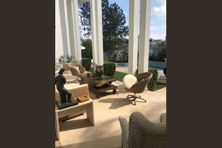 2_photo/94cf056c95.70d34e1d457a0501-ATLAS-58fd53e7-7ea3-4cdd-8e91-e69740b4c6f9.jpg de casa à venda com 5 quartos, 700m² em Aldeia da Serra, Barueri