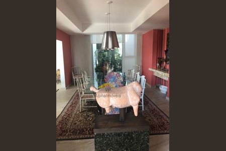 4_photo/94cf056c95.70d34e1d457a0501-ATLAS-6a8fec28-afef-415c-a496-dc9d2018a634.jpg de casa à venda com 5 quartos, 700m² em Aldeia da Serra, Barueri