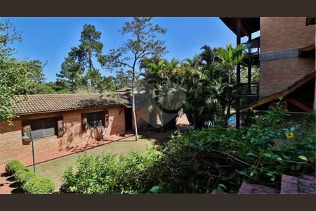 1_photo/94cf056c95.e1d2c46bde3eb79c-ATLAS-00f2fd2b-f03a-4a6d-951e-9b1e52d23e3b.jpg de casa à venda com 7 quartos, 628m² em Aldeia da Serra, Barueri