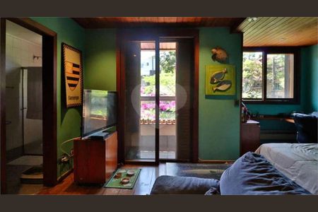 5_photo/94cf056c95.e1d2c46bde3eb79c-ATLAS-1ee077ec-0875-496d-b46b-8fbcf72344fc.jpg de casa à venda com 7 quartos, 628m² em Aldeia da Serra, Barueri