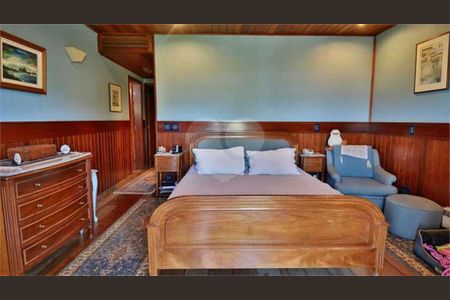 29_photo/94cf056c95.e1d2c46bde3eb79c-ATLAS-b5be17a8-dd90-4c81-b0e0-02b63d0097f9.jpg de casa à venda com 7 quartos, 628m² em Aldeia da Serra, Barueri