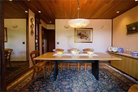 9_photo/94cf056c95.e1d2c46bde3eb79c-ATLAS-bfa551e1-8953-40df-8d27-a0828fa3f604.jpg de casa à venda com 7 quartos, 628m² em Aldeia da Serra, Barueri