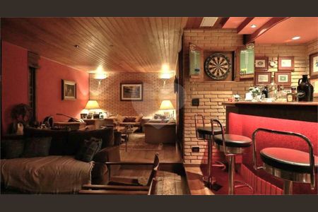 7_photo/94cf056c95.e1d2c46bde3eb79c-ATLAS-ef8b83ba-8ba6-476d-a083-75ef5df1b3d4.jpg de casa à venda com 7 quartos, 628m² em Aldeia da Serra, Barueri