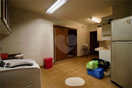 10_photo/94cf056c95.f38e38137a2159e3-ATLAS-bf909f19-a661-4f4f-8174-da77458ad8f6.jpg de casa à venda com 7 quartos, 629m² em Aldeia da Serra, Barueri