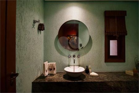 11_photo/94cf056c95.f38e38137a2159e3-ATLAS-cd00ad75-dcfd-4cb6-9977-b63e8f1d8e14.jpg de casa à venda com 7 quartos, 629m² em Aldeia da Serra, Barueri