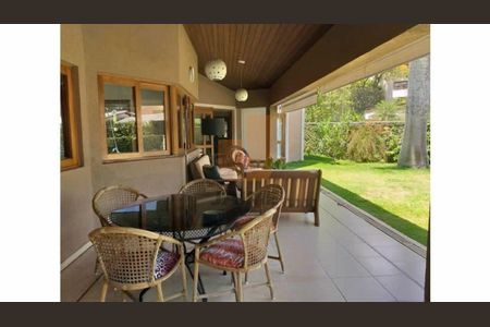 6_photo/94cf056d5b.cbac4b0532efd0a4-ATLAS-b7eeee47-ce9c-4e57-af64-c4d0dddb38f9.jpg de casa à venda com 4 quartos, 421m² em Morada dos Pássaros, Barueri