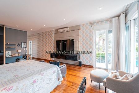 12_photo/94cf056dc5.7ecdf068e9b6de7e-ATLAS-3cb4d76c-c5b2-4082-84a8-368c800fb907.jpg de casa à venda com 4 quartos, 560m² em Aldeia da Serra, Santana de Parnaíba