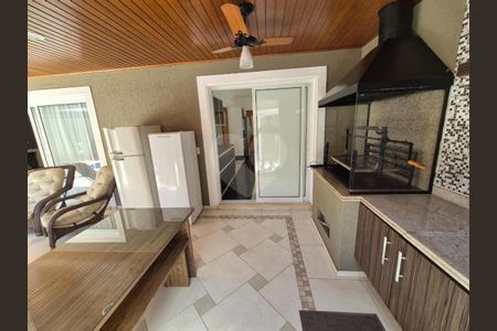 8_photo/94cf056ecf.90bd9ce7e18c11b8-ATLAS-2d788d6a-31c2-4142-8468-542da1a1309d.jpg de casa à venda com 5 quartos, 390m² em Morada dos Pinheiros (Aldeia da Serra), Santana de Parnaíba