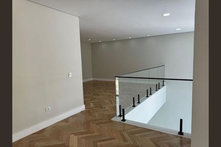 12_photo/94cf05ac5b.352ae1a5f4c576ec-ATLAS-fa47def6-2ca6-40bd-9aeb-3e4c95a933bd.jpg de casa à venda com 3 quartos, 382m² em Morada das Nuvens, Barueri