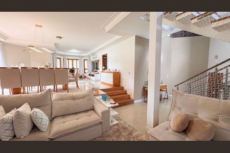 13_photo/94cf06df15.74dbc9aa7d3e0758-ATLAS-86c736d9-b673-4006-b016-56ceaaa0603d.jpg de casa de condomínio à venda com 4 quartos, 456m² em Chácara Roselândia, Cotia