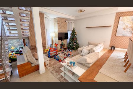 6_photo/94cf06df15.74dbc9aa7d3e0758-ATLAS-a046aed6-1a35-4fba-a0fb-95cdfdaa505e.jpg de casa de condomínio à venda com 4 quartos, 456m² em Chácara Roselândia, Cotia