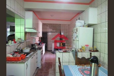 7_photo/94cf06e0a9.d41ccc6539b5b4b0-ATLAS-5e145550-7ef3-4f48-878a-dda16cf2aaf7.jpg de casa à venda com 4 quartos, 45m² em Jardim Rosemary, Cotia