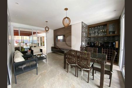 20_photo/94cf06e1fb.2fed7e95ddef69d8-ATLAS-4dda0a8e-14c2-4305-b823-8acfbe4b07fc.jpg de casa à venda com 4 quartos, 420m² em Roselândia, Cotia