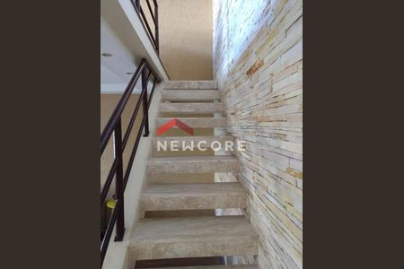 6_photo/94cf06e39d.93b8fa184532727f-ATLAS-577237b0-929e-45fa-9025-a9fc6e7b9d28.jpg de casa à venda com 3 quartos, 280m² em Roselândia, Cotia