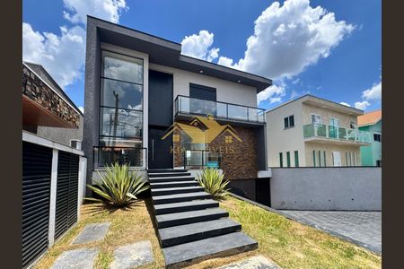 2_photo/94cf06e4bf.c446c2efacaedc0f-ATLAS-114225f2-f64c-49dd-8400-7e75df7efcf9.jpg de casa à venda com 3 quartos, 300m² em Roselândia, Cotia