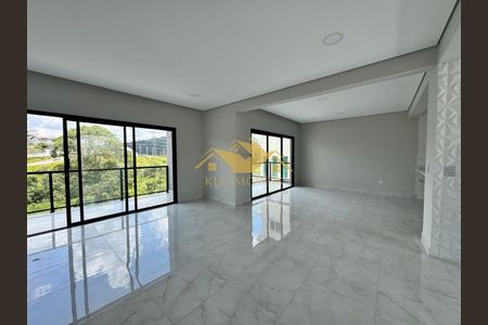 4_photo/94cf06e4bf.c446c2efacaedc0f-ATLAS-22184af4-fd40-4fda-aab6-acb9f3eebde5.jpg de casa à venda com 3 quartos, 300m² em Roselândia, Cotia