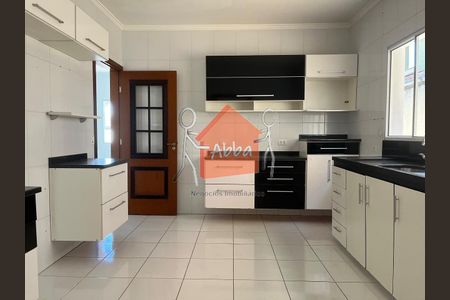 11_photo/94cf06fcb5.ceff8192393c33de-ATLAS-9b942023-9a7c-44af-8e9f-a1f8be937c65.jpg de casa à venda com 3 quartos, 131m² em Roselândia, Cotia