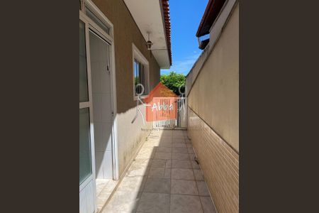 13_photo/94cf06fcb5.ceff8192393c33de-ATLAS-ea55ec8d-e4a0-4299-b1ea-036b20f18426.jpg de casa à venda com 3 quartos, 131m² em Roselândia, Cotia