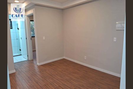 4_photo/94cf07147b.8bb7dbef74e20556-ATLAS-e74026c0-9c30-4e38-8d47-454c4b0a2e25.jpg de apartamento à venda com 2 quartos, 50m² em Roselândia, Cotia